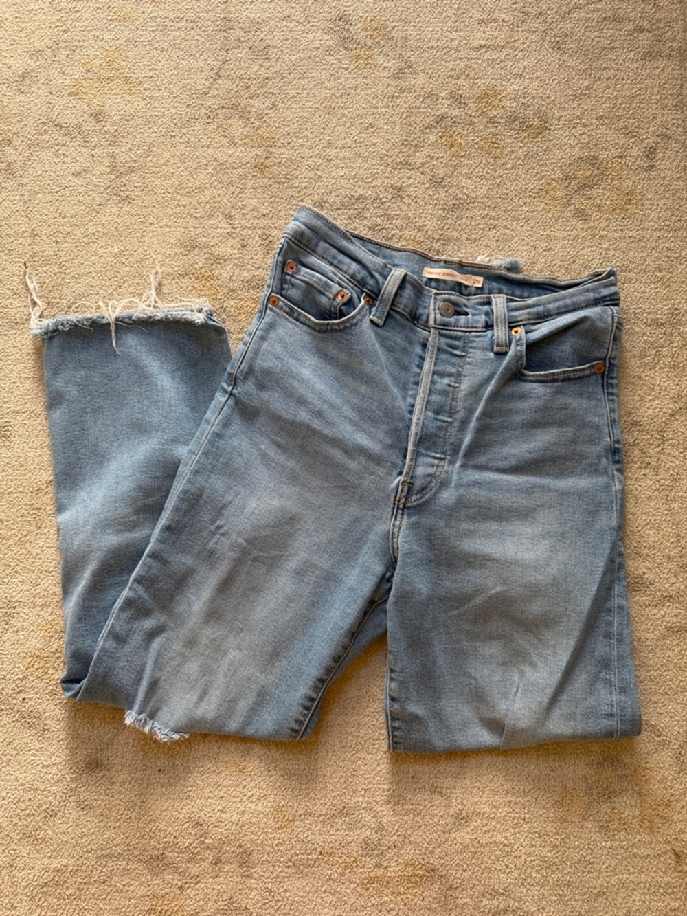 Levi’s Ribcage Straight Ankle